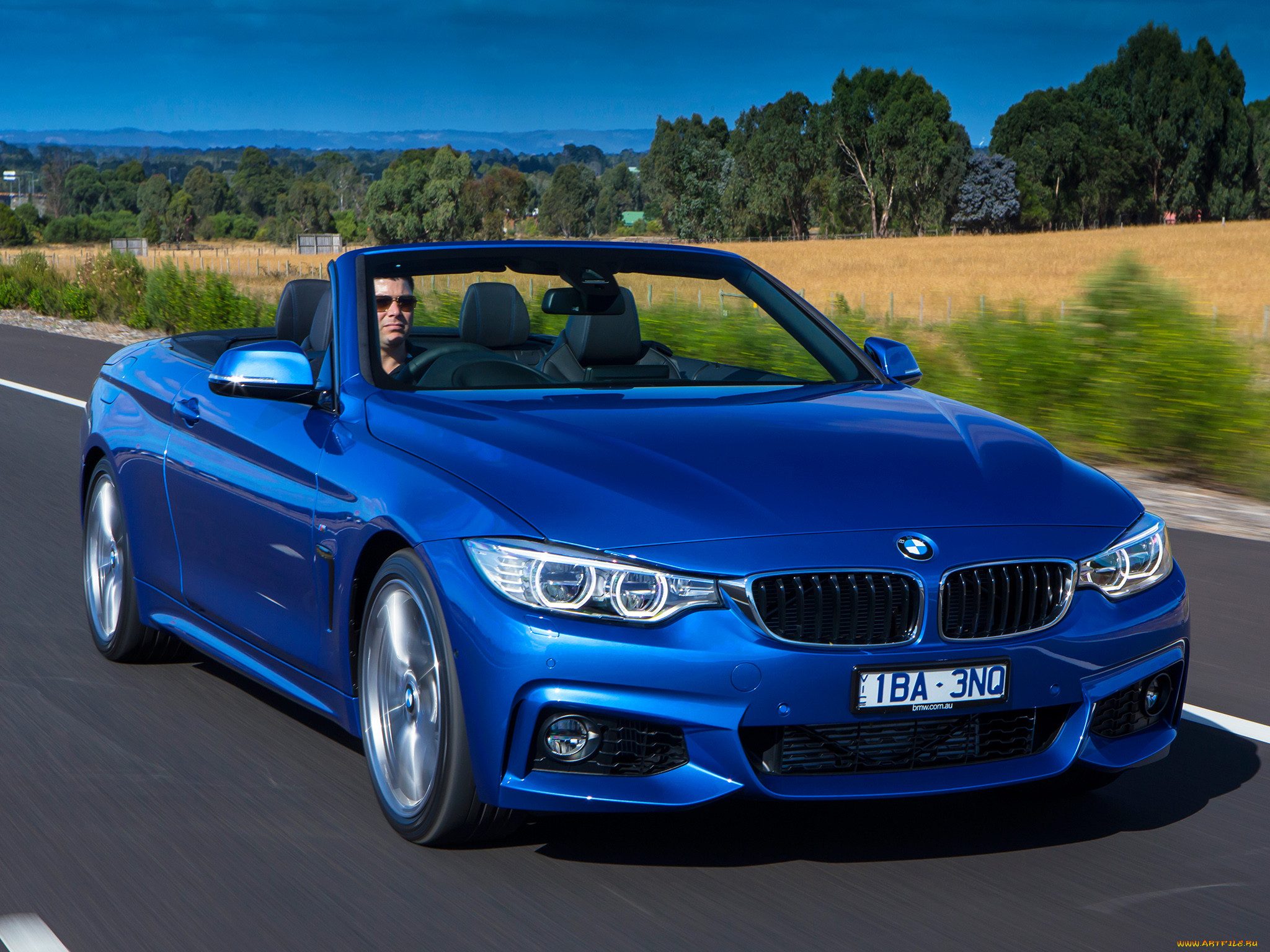 BMW 4 Cabrio Blue